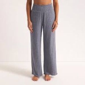Z Supply Dawn Smocked Rib Lounge Pant Dusty Navy Size L